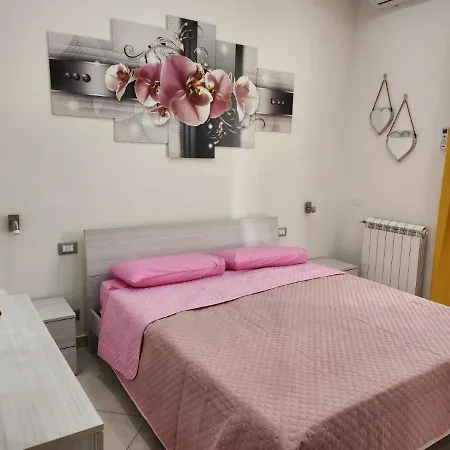 Giulia Apartment *